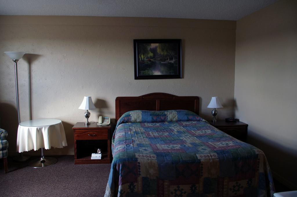 Bella Vista Inn Humboldt الغرفة الصورة